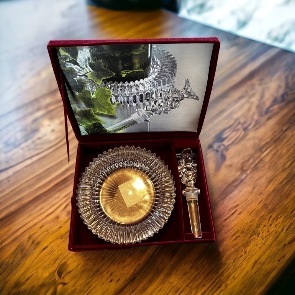 VINTAGE Mikasa Crystal Diamond Fire Wine Set